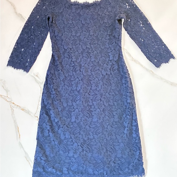 Diane Von Furstenberg Navy Zarita Long Sleeve Lace Dress | 4 - mordernwear.com Diane Von Furstenberg Navy Zarita Long Sleeve Lace Dress | 4 - mordernwear.com